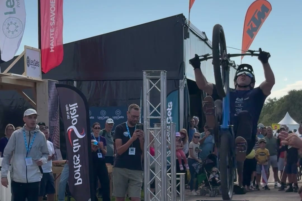 Aurélien Fontenoy at Roc d'Azur: A Backflip, a Village, and a POV From Eye Level