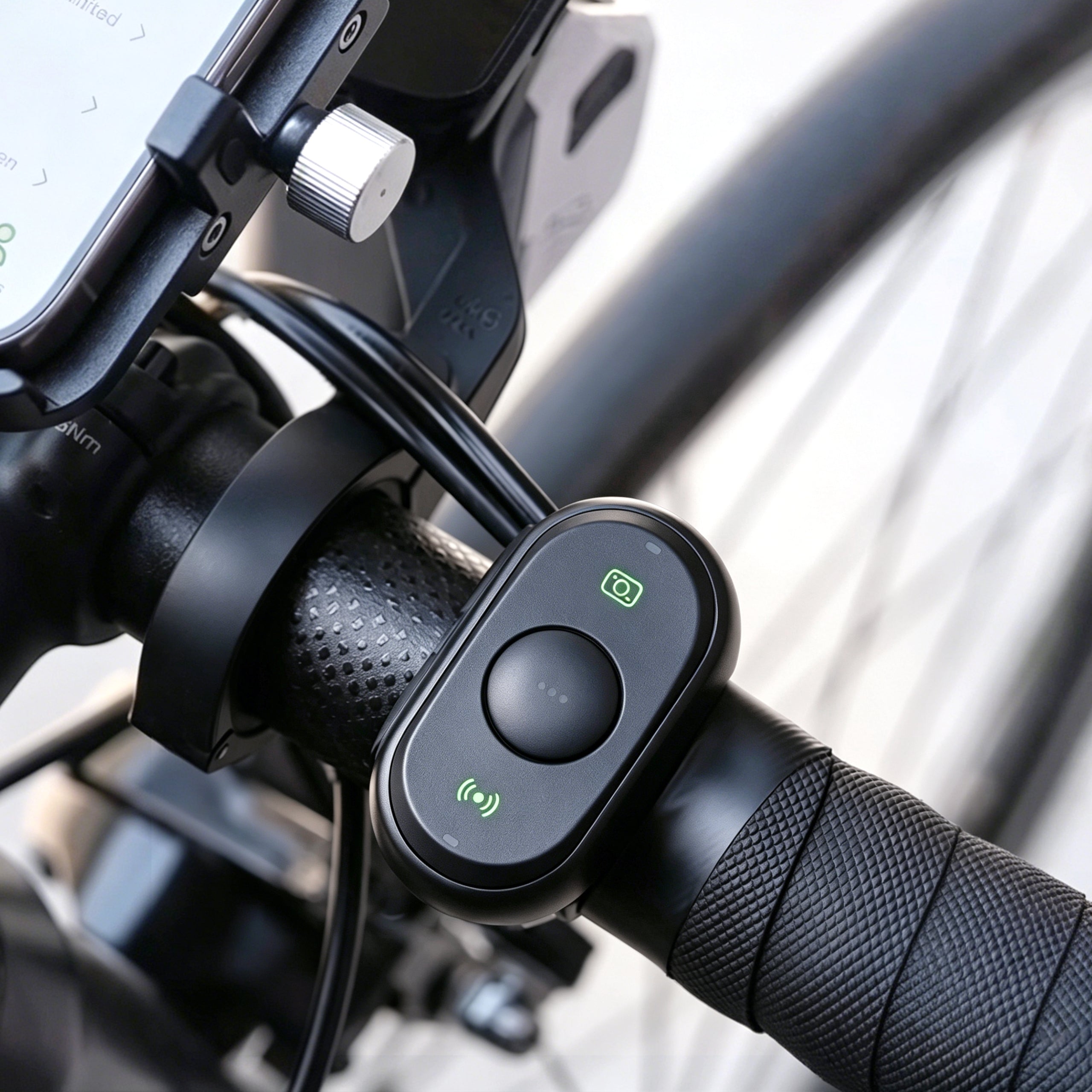 BleeqUp Bluetooth Controller
