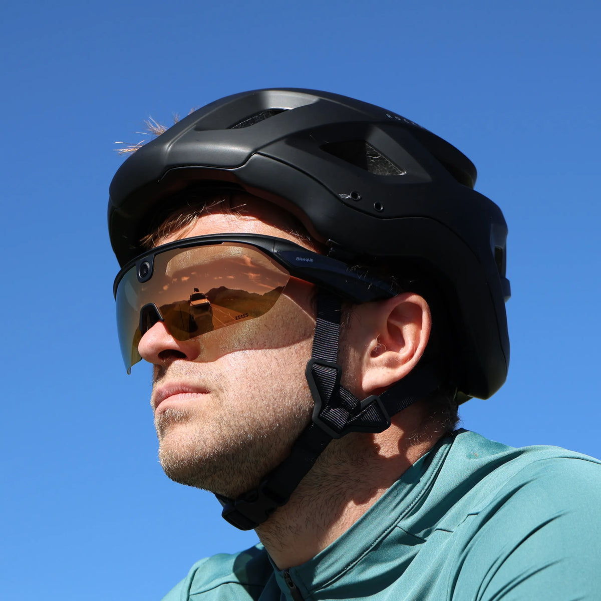 BleeqUp Rover AI Sports Glasses (Zeiss) Lenses - Black